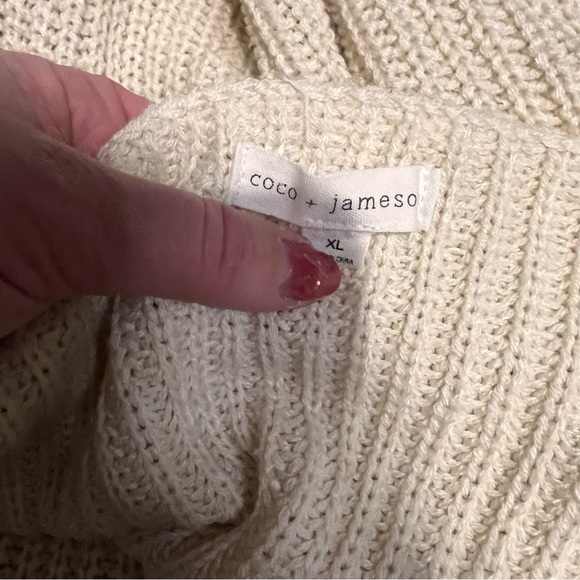 Coco + Jaimeson Knit Sweater - Picture 3 of 4